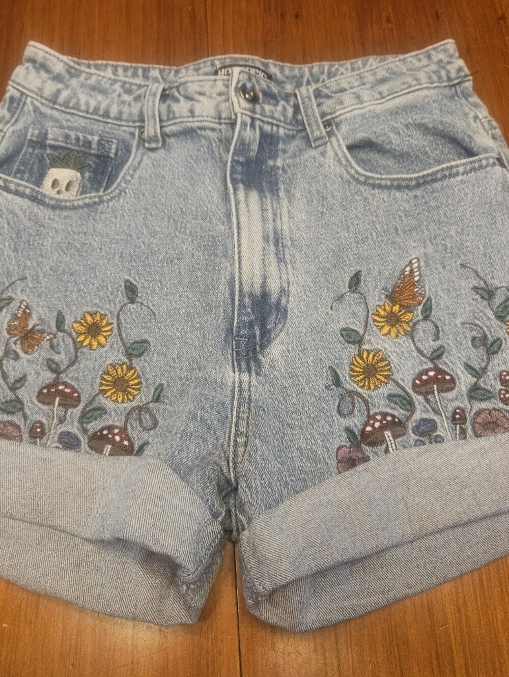 Hot Topic Ghost Embroidered Light Wash Denim Shorts with Floral Detail
